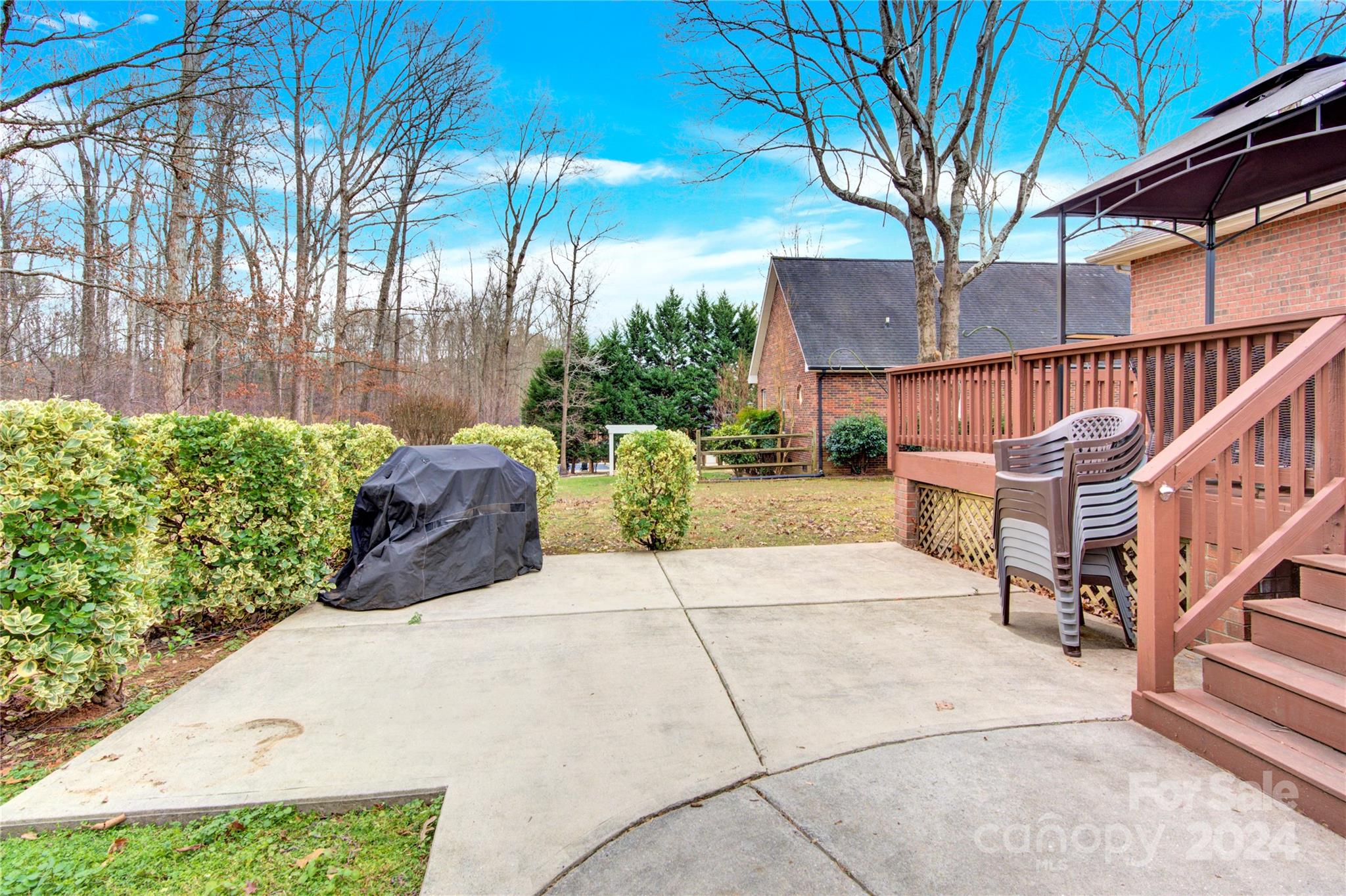 Weatherwood - Residential
