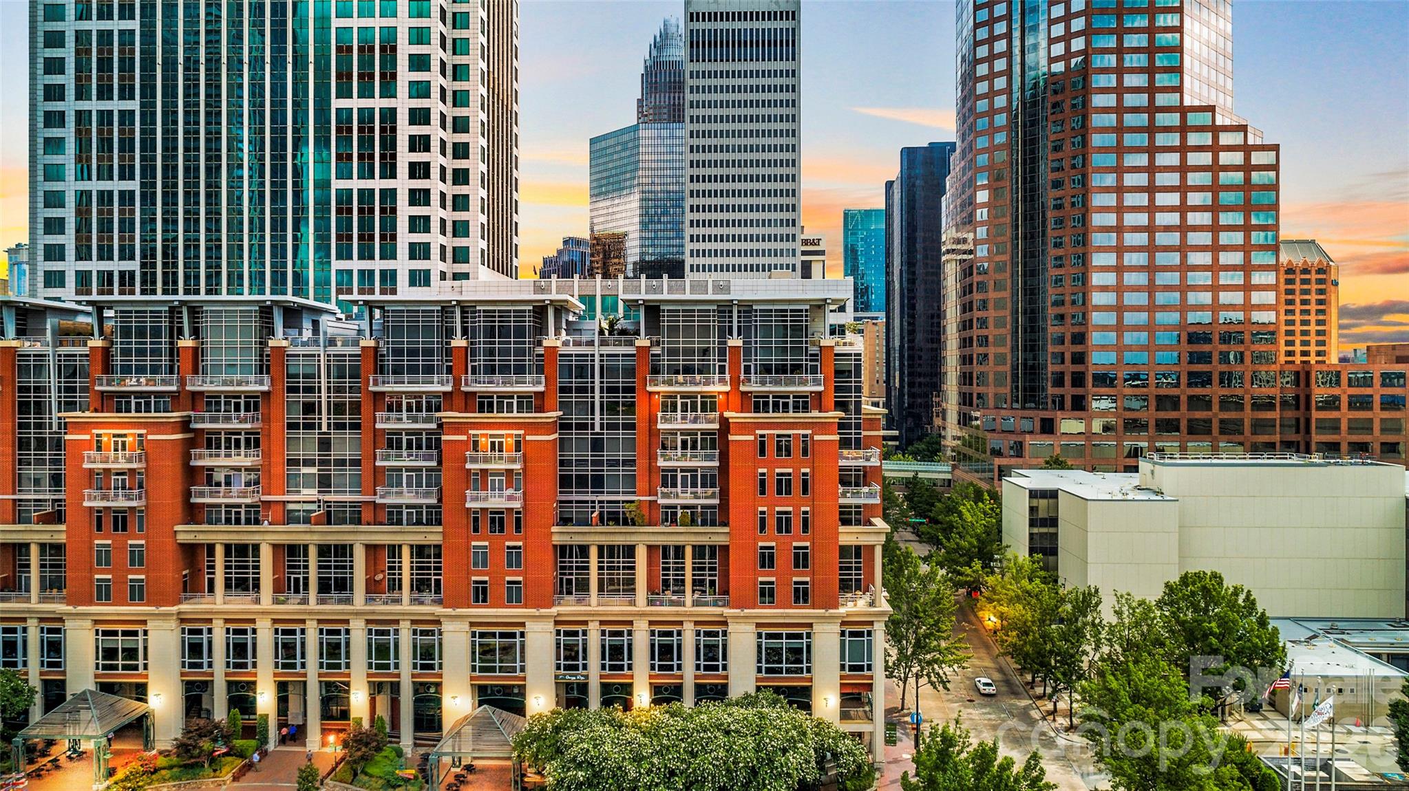 435 S Tryon Street 703