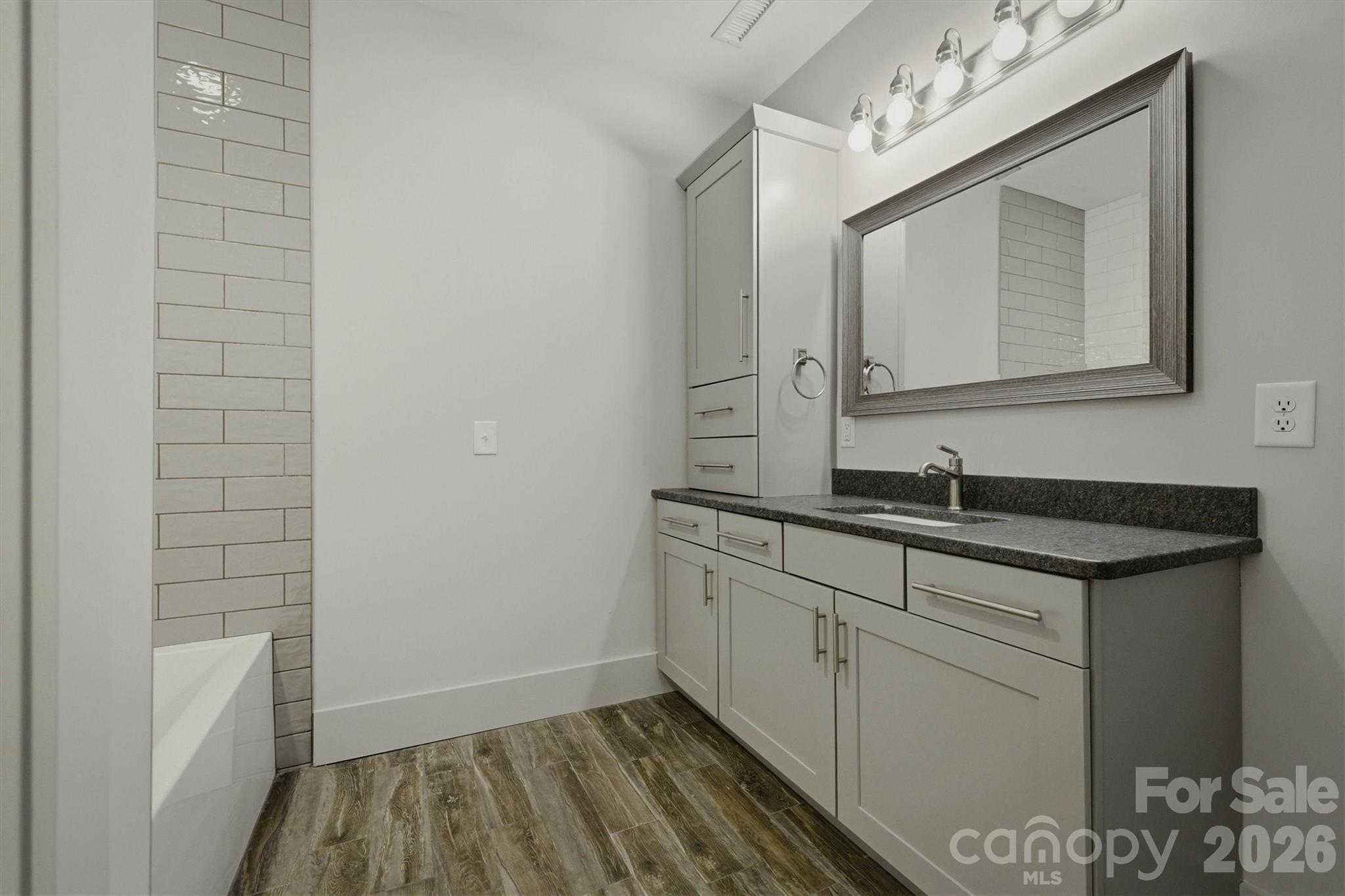 Old Wildlife Club - Residential