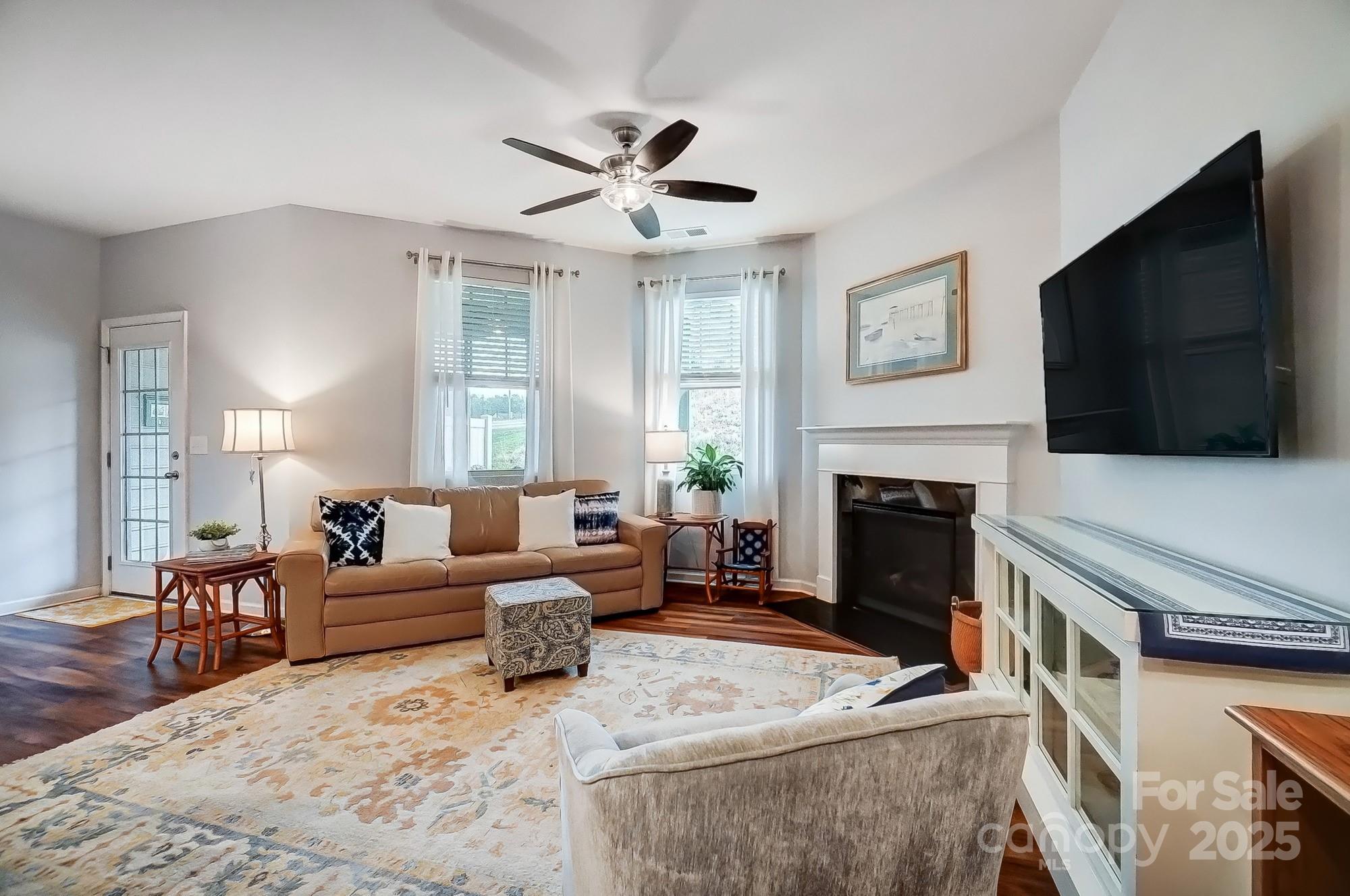 509 Common Raven Court