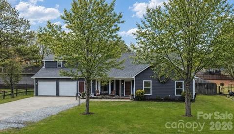 2241 Indian Cross Trail Matthews NC 28104
