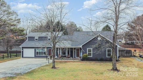 2241 Indian Cross Trail Matthews NC 28104