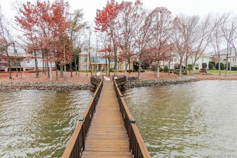 The Peninsula - Residential