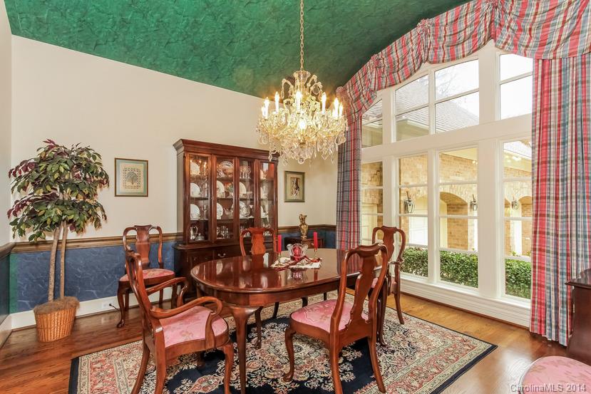 The Peninsula - Residential