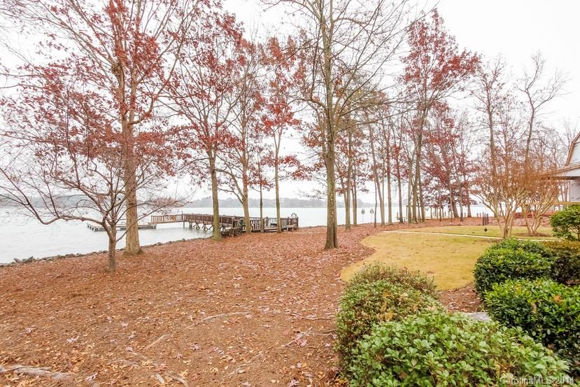 The Peninsula - Residential