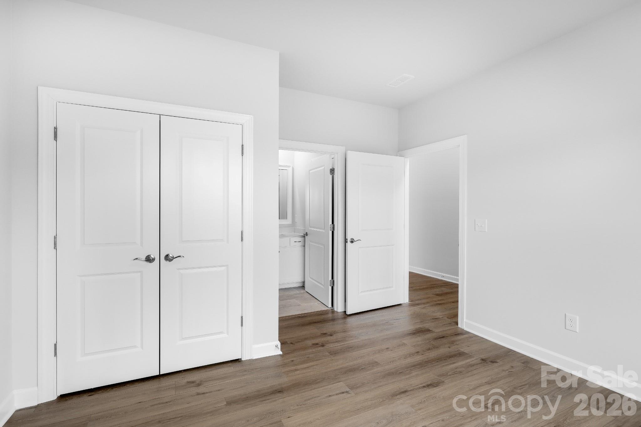 Roselyn - Residential