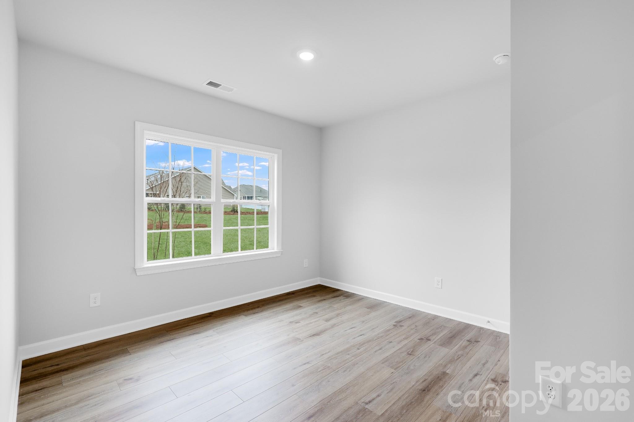 Roselyn - Residential