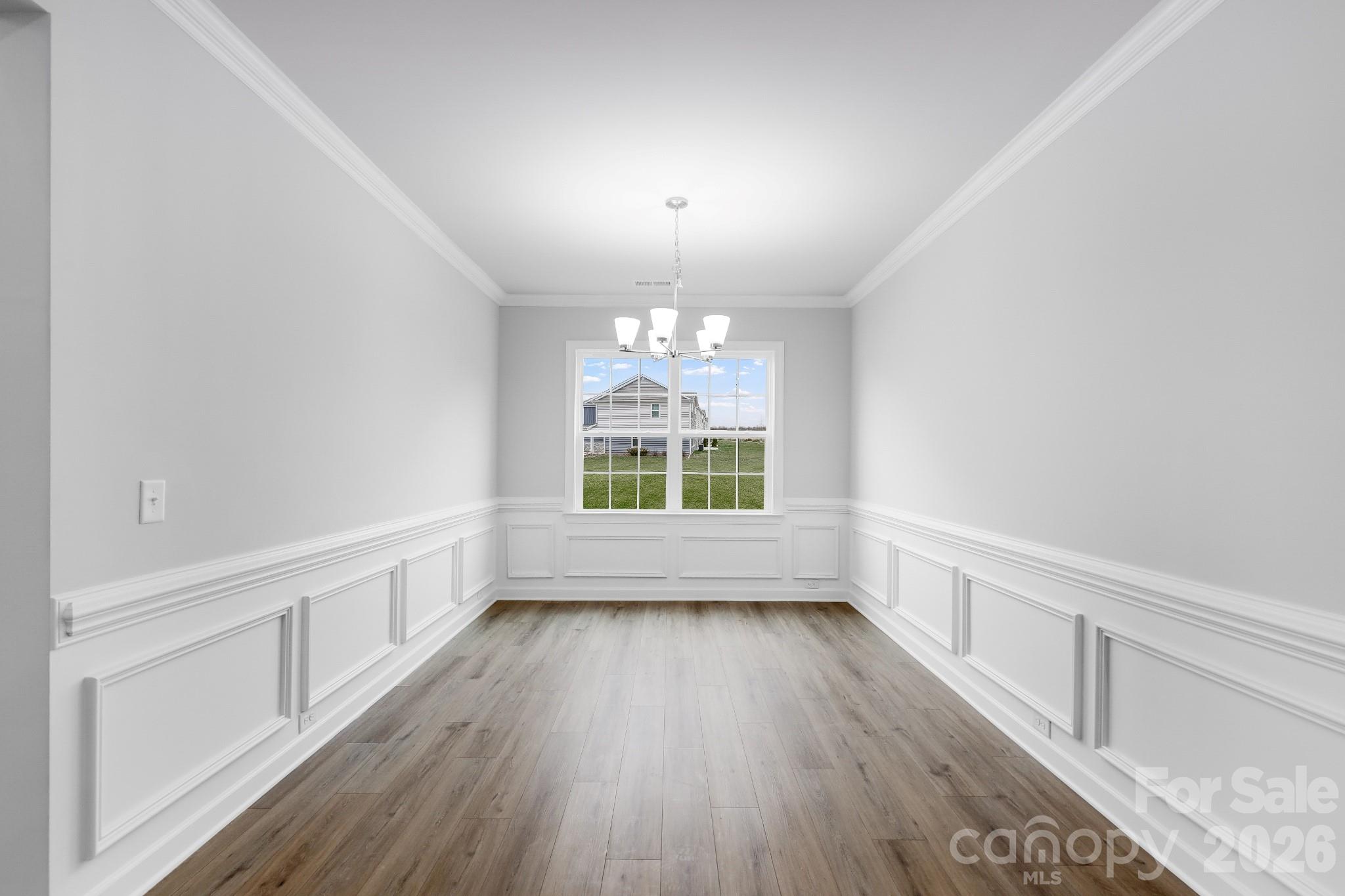 Roselyn - Residential