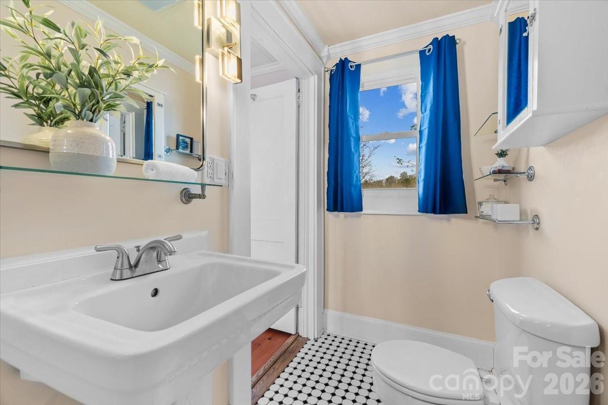 Broadmoor - Residential