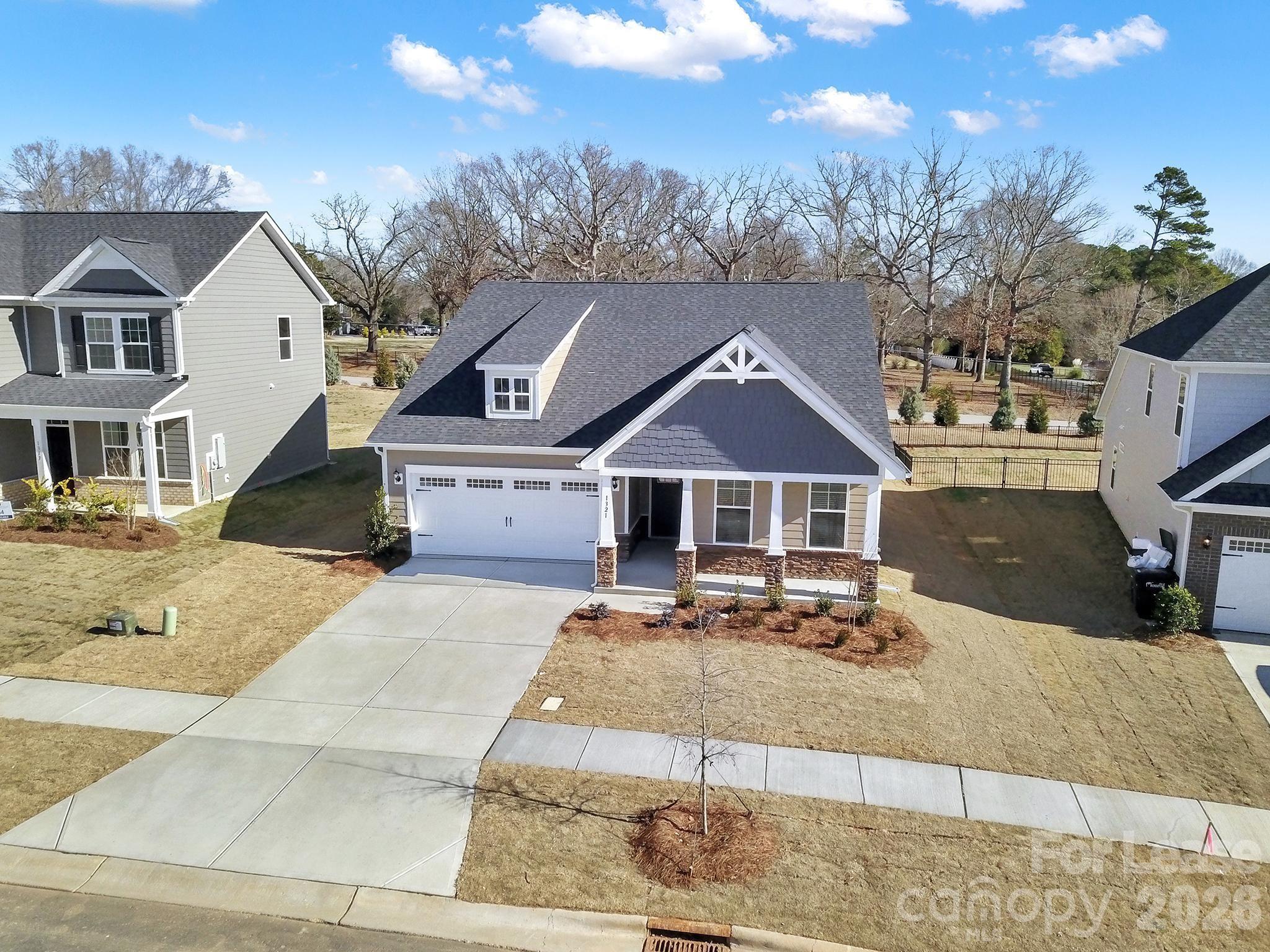 Medlin Forest - Residential Lease