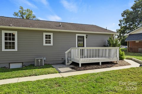 A home in Hendersonville