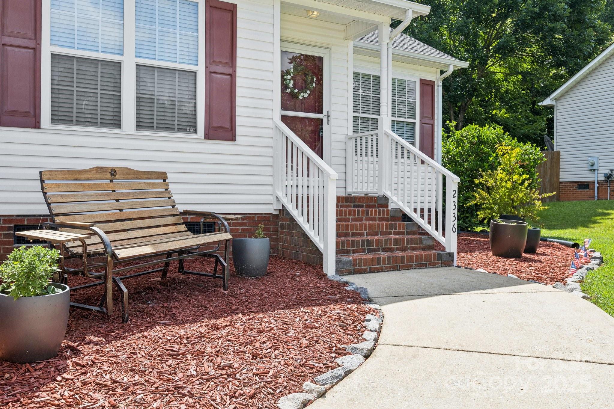 2336 Nuthatch Drive