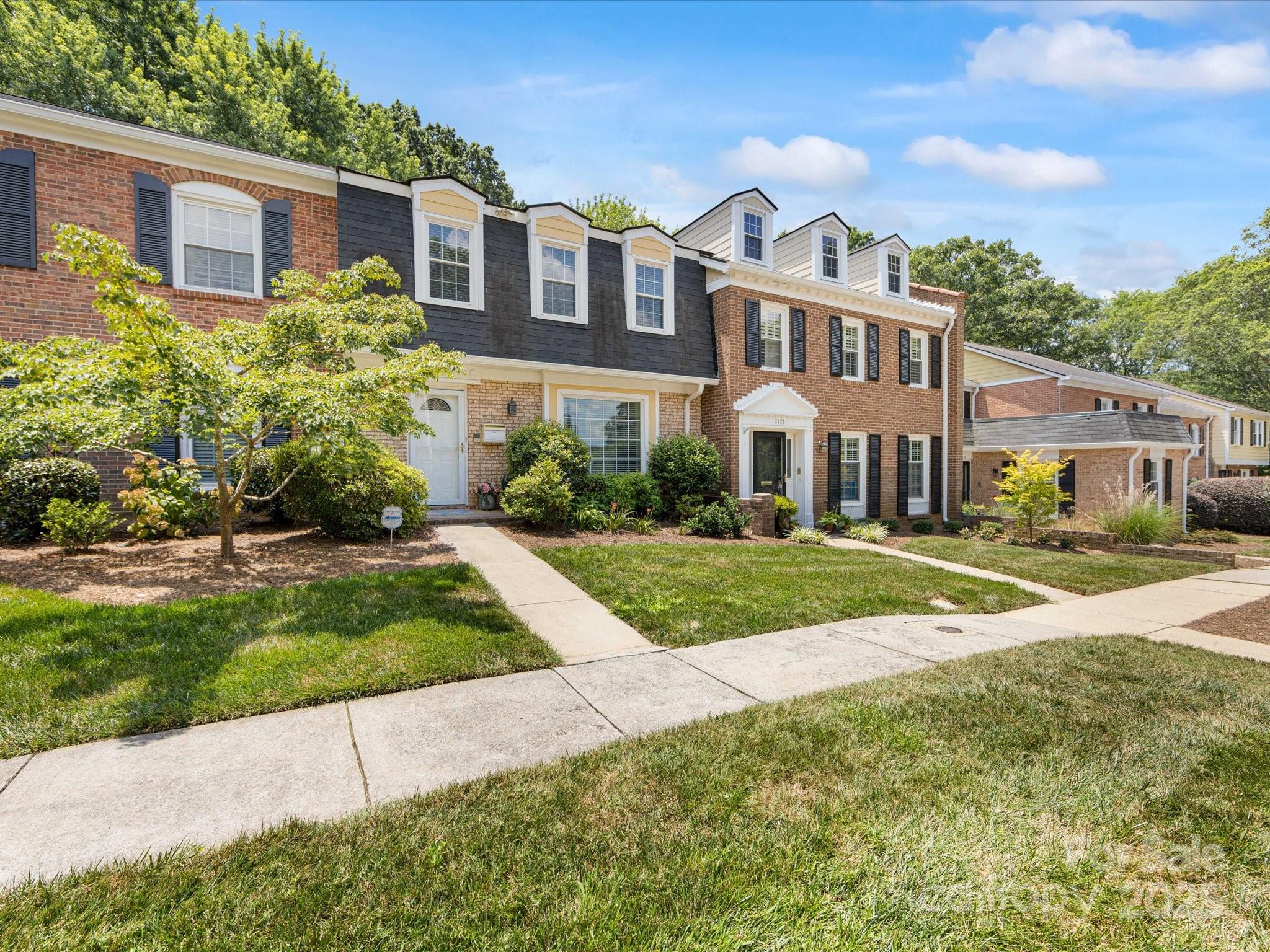 2323 Hayloft Circle