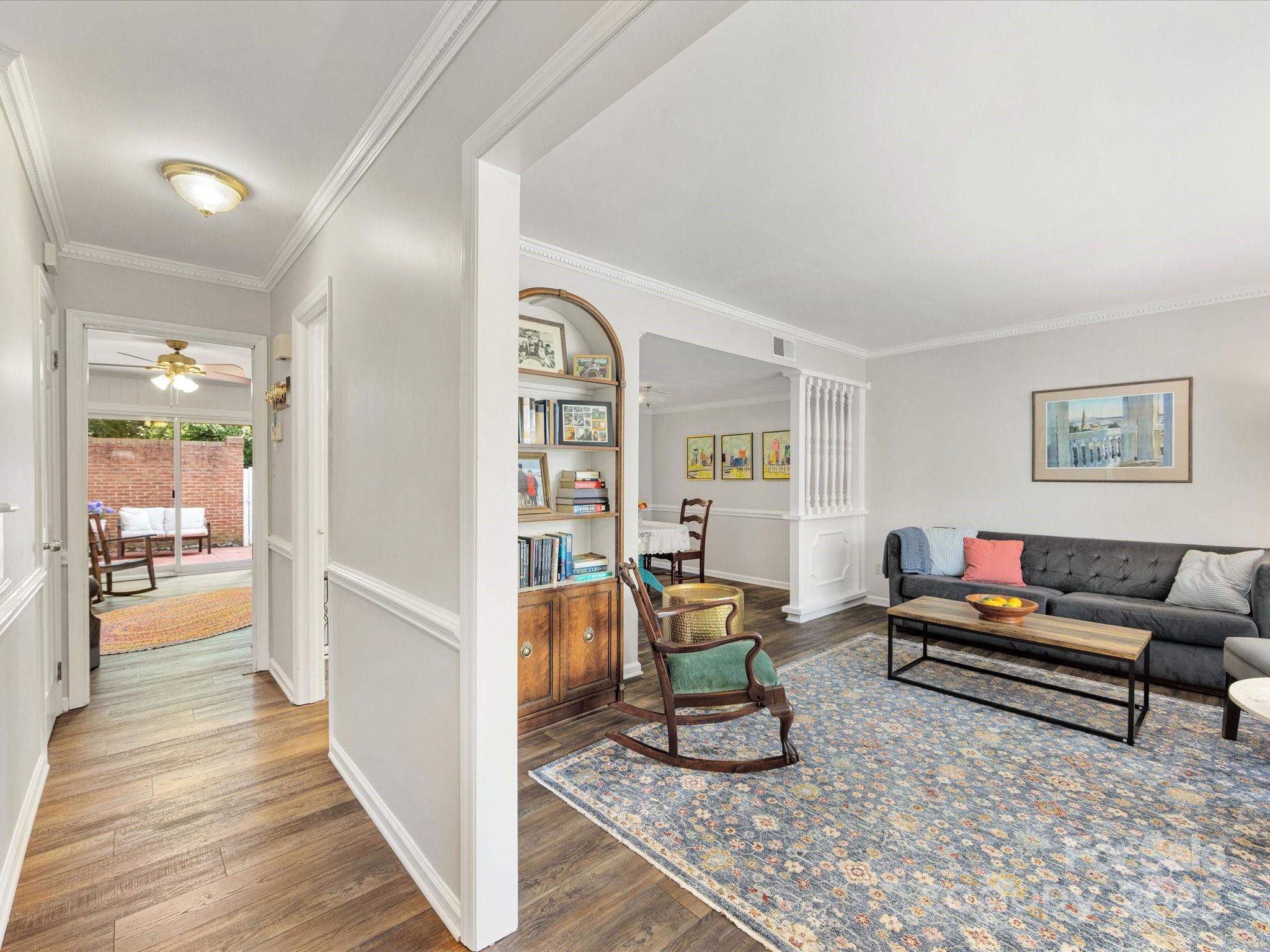 2323 Hayloft Circle