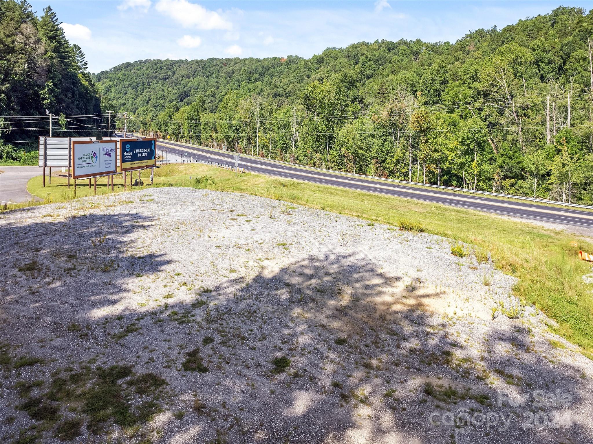 TR A Hwy 74 Highway W