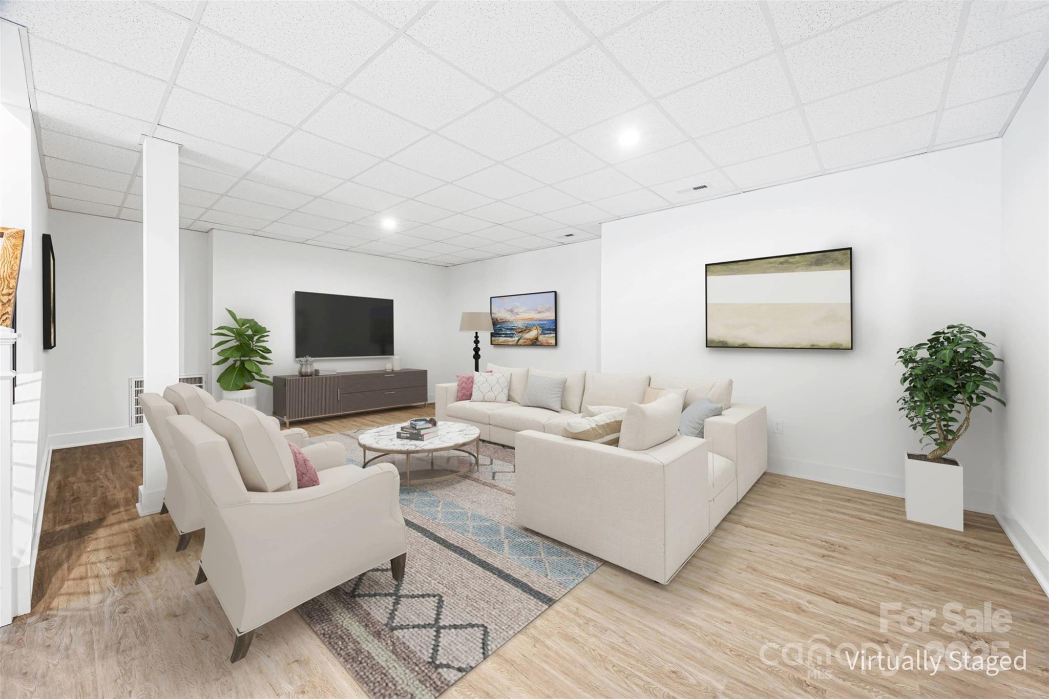 Tega Cay - Residential