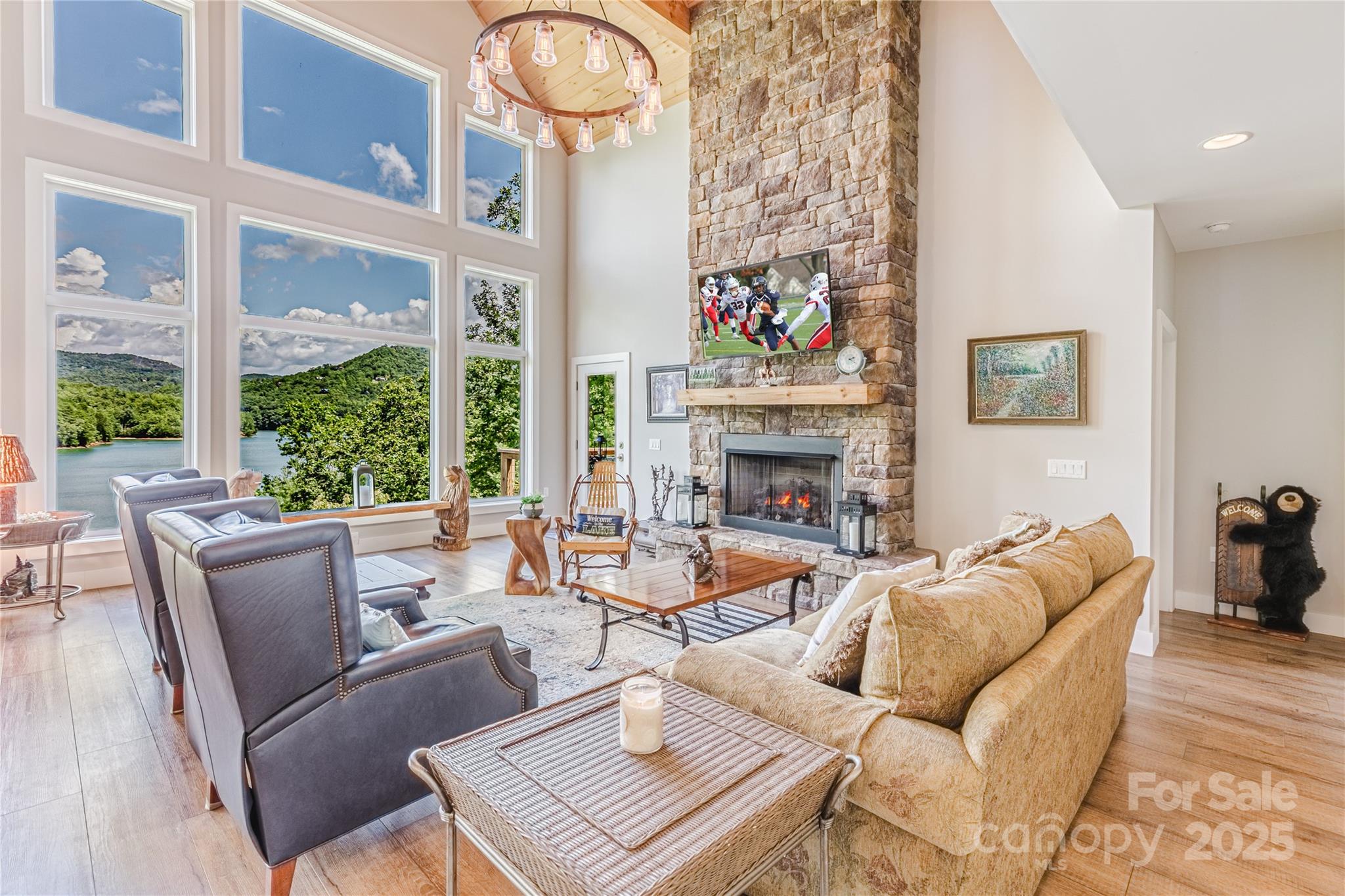 216 Alarka Point