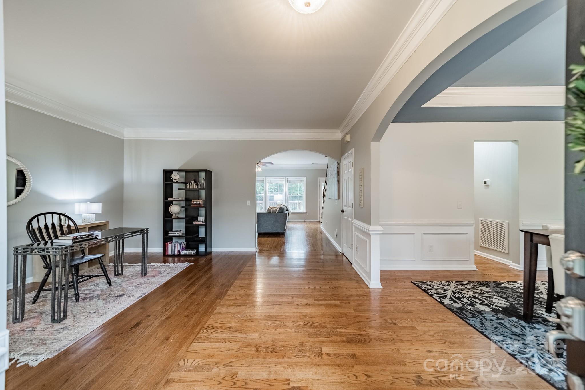 211 Tyndale Court