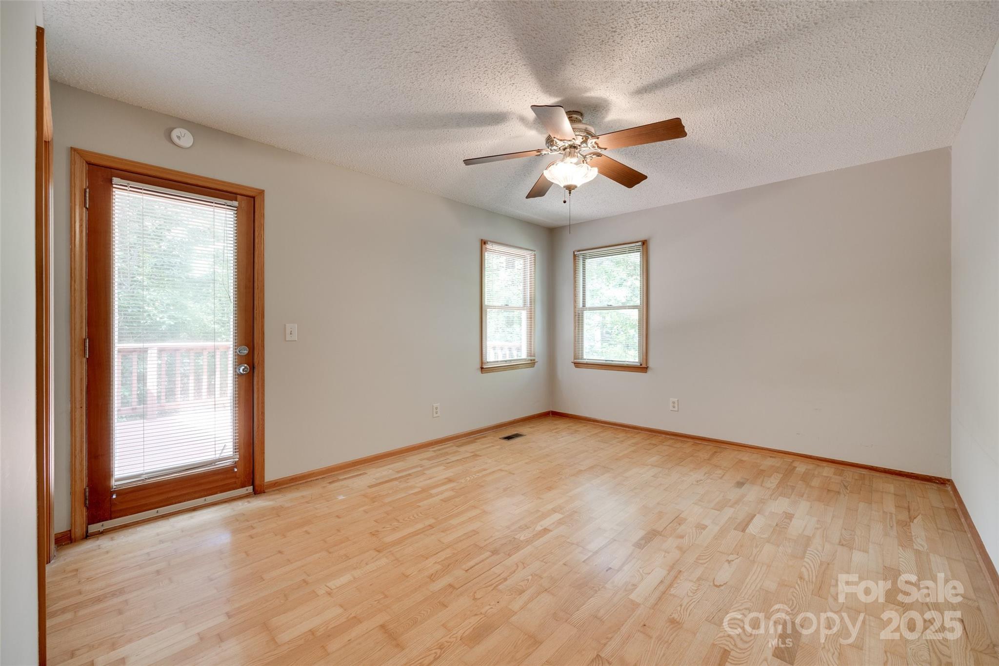 Tega Cay - Residential