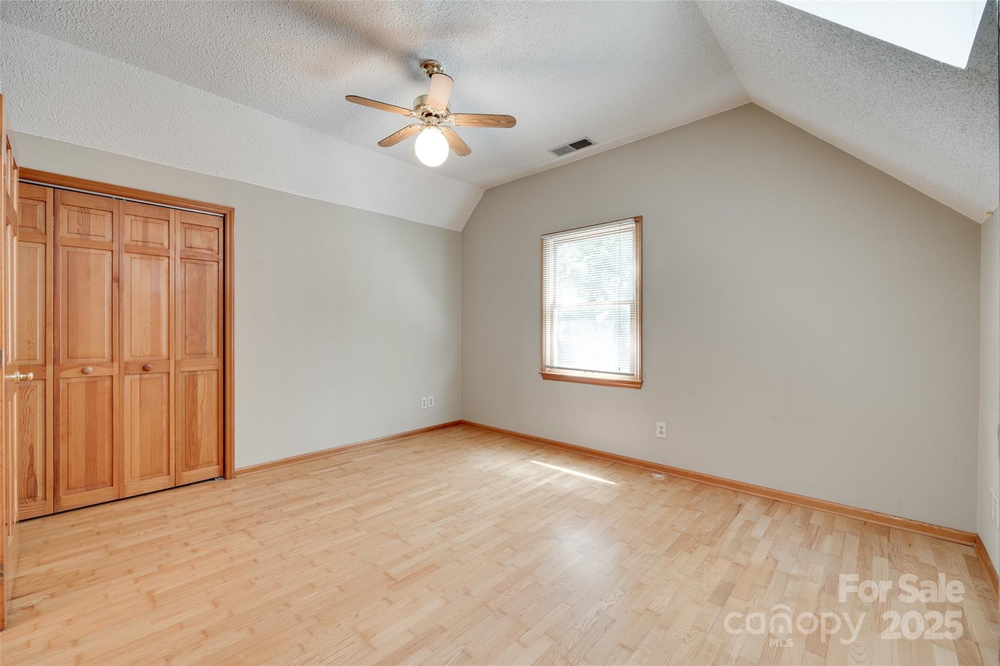 Tega Cay - Residential