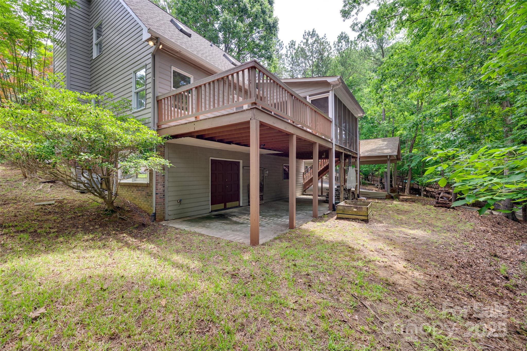 Tega Cay - Residential