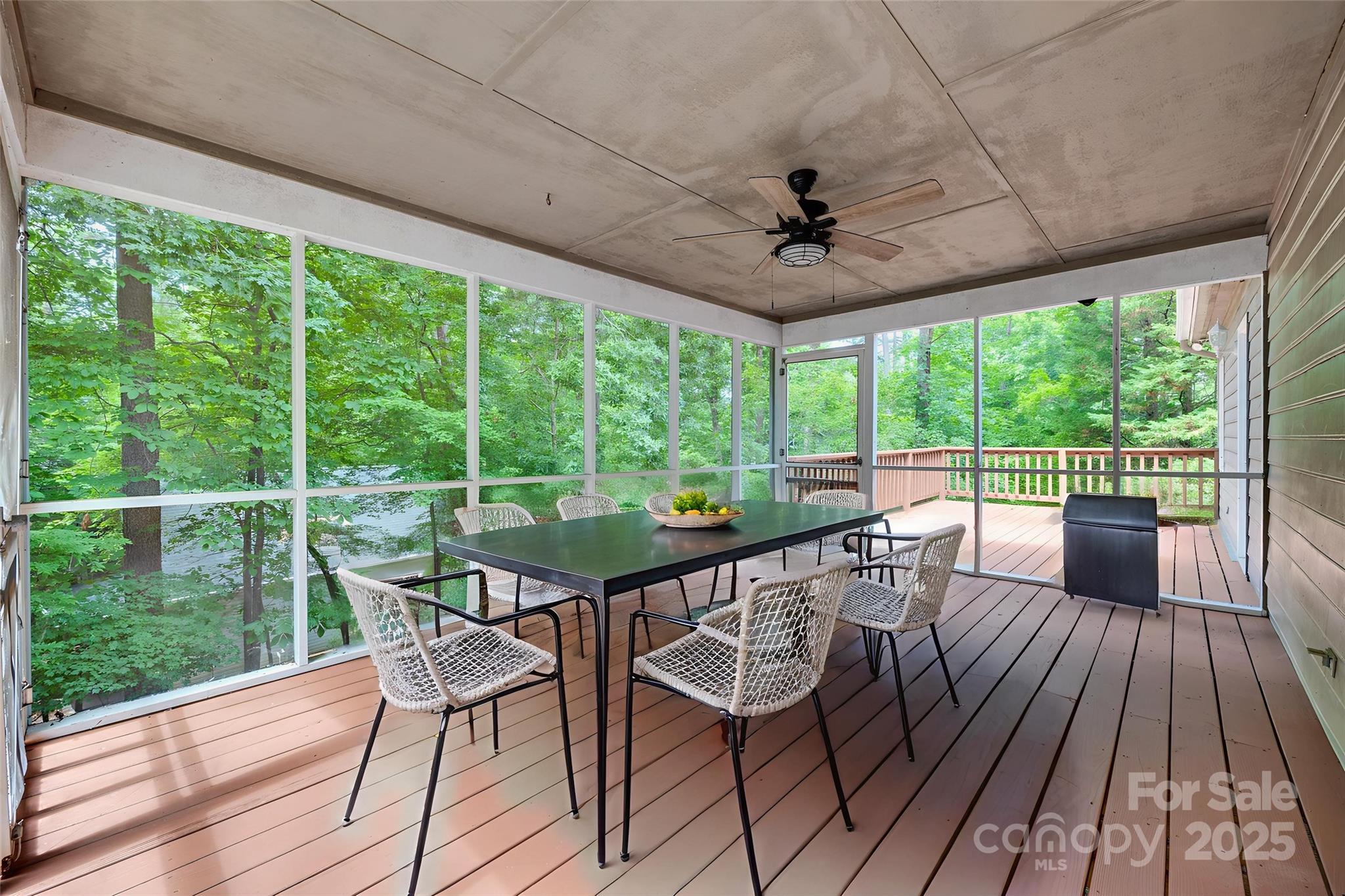 Tega Cay - Residential