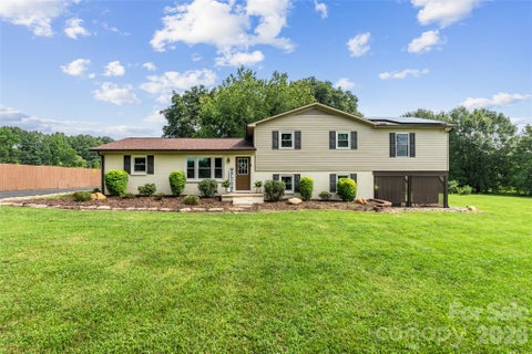 Photo of 6060 Lineberger Road, Sherrills Ford, NC 28673 (MLS # 4418055)