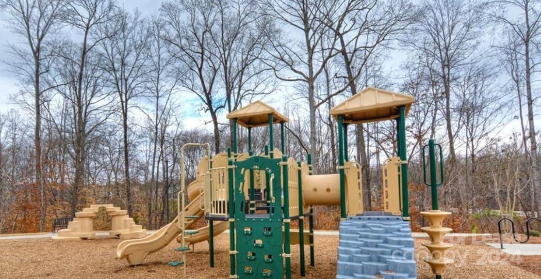 Queensbridge - Residential Lease