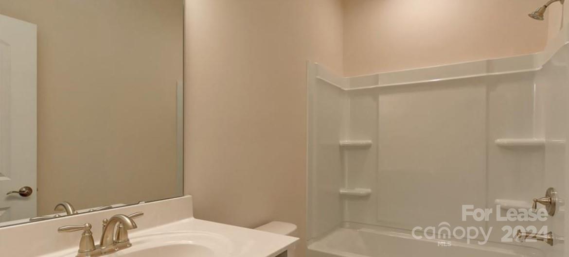 Queensbridge - Residential Lease