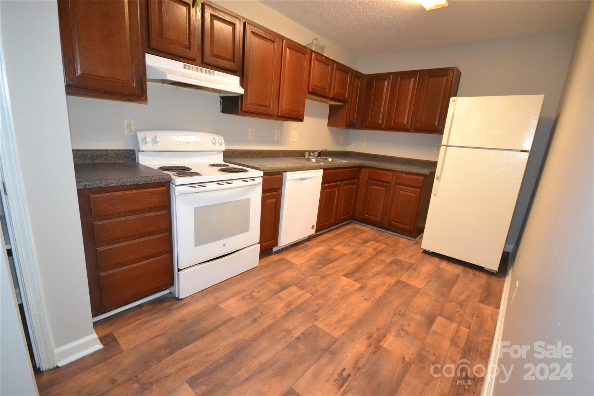 Shady Oaks - Residential