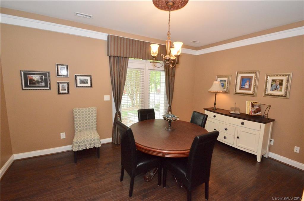 Old Stone Crossing - Residential