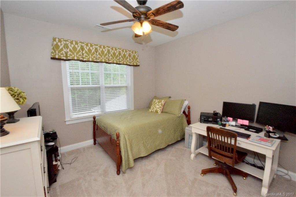 Old Stone Crossing - Residential