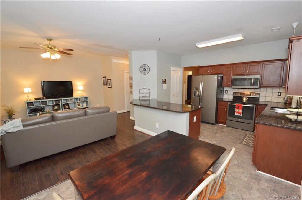 Old Stone Crossing - Residential