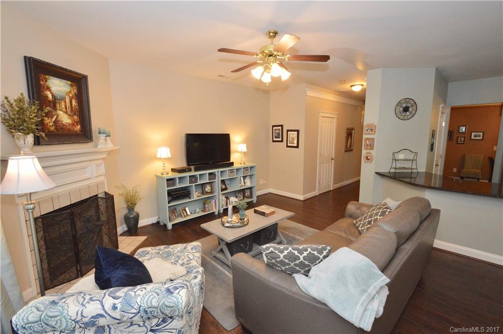 Old Stone Crossing - Residential