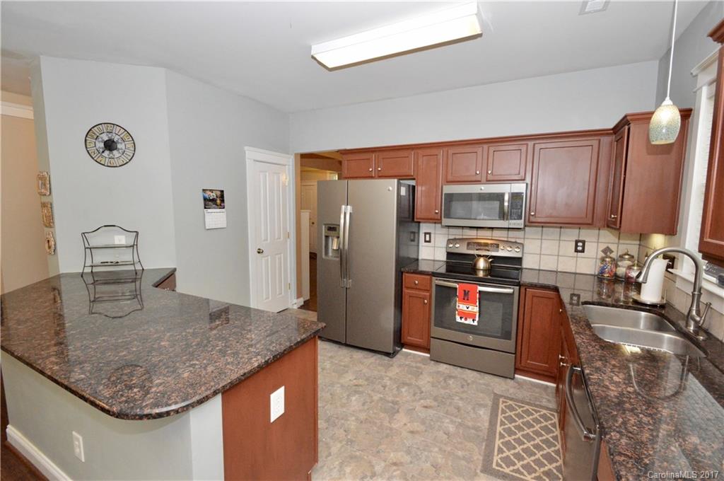 Old Stone Crossing - Residential