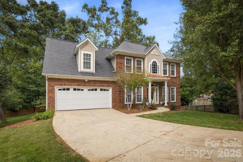 Photo of 2183 13th Street Court NE, Hickory, NC 28601 (MLS # 4420537)