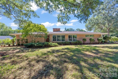 Photo of 933 Coulwood Drive, Charlotte, NC 28214 (MLS # 4425110)