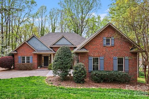 352 Hunting Ridge Lane Shelby NC 28150