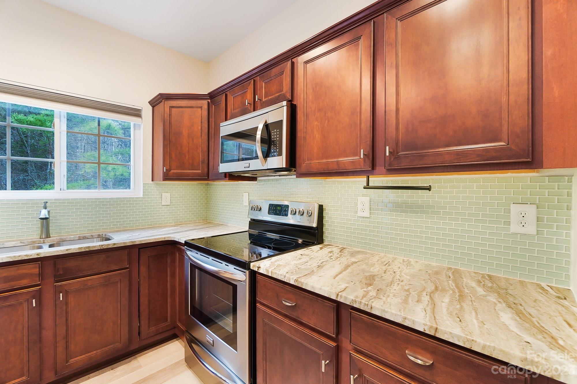 Parkview at Matthews - Residential