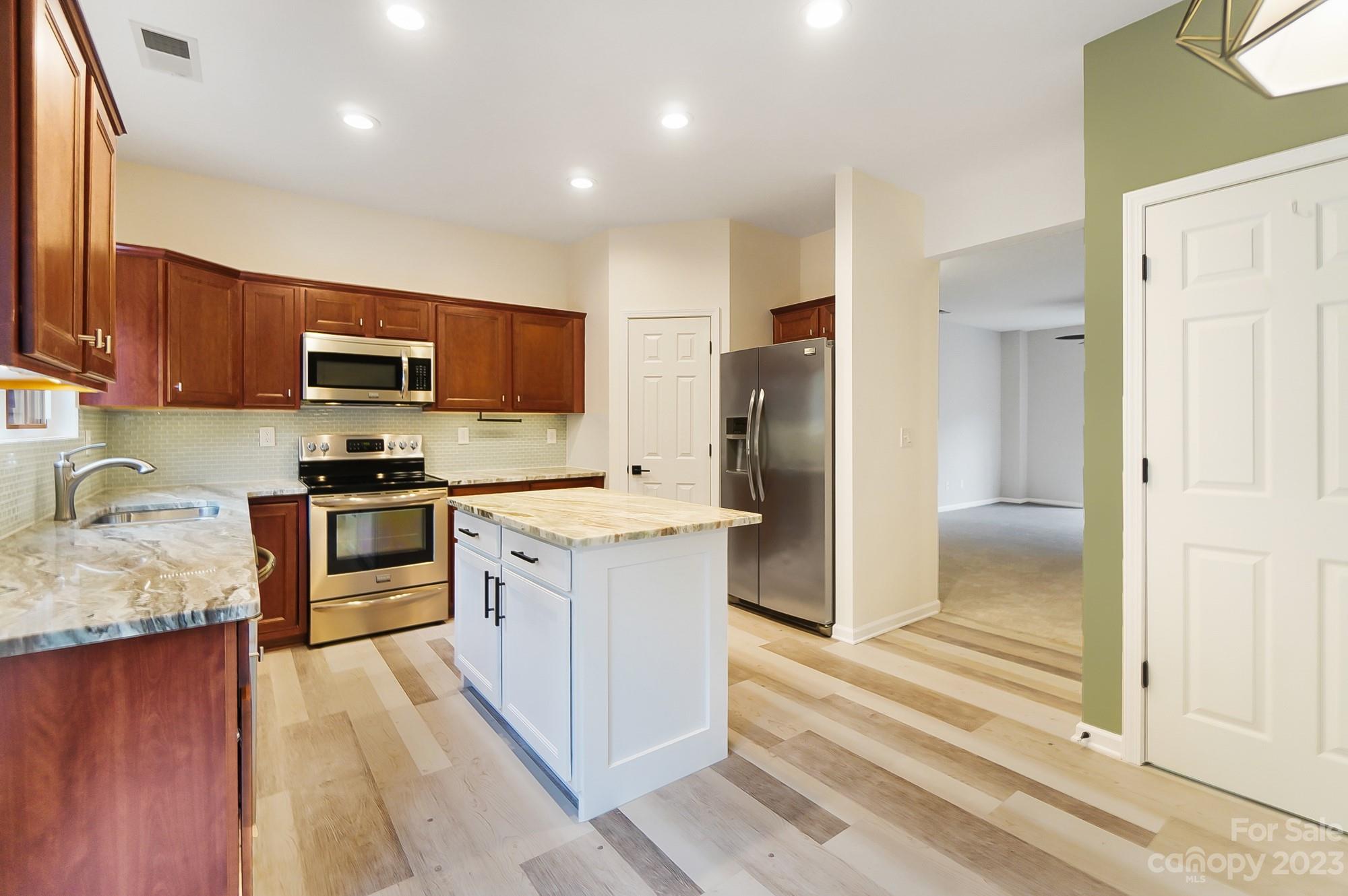 Parkview at Matthews - Residential