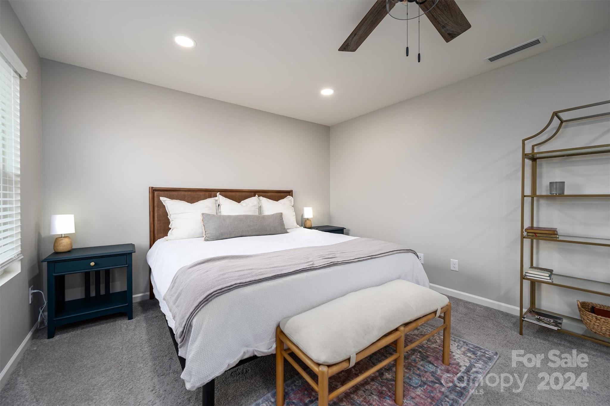 Hidden Lakes - Residential