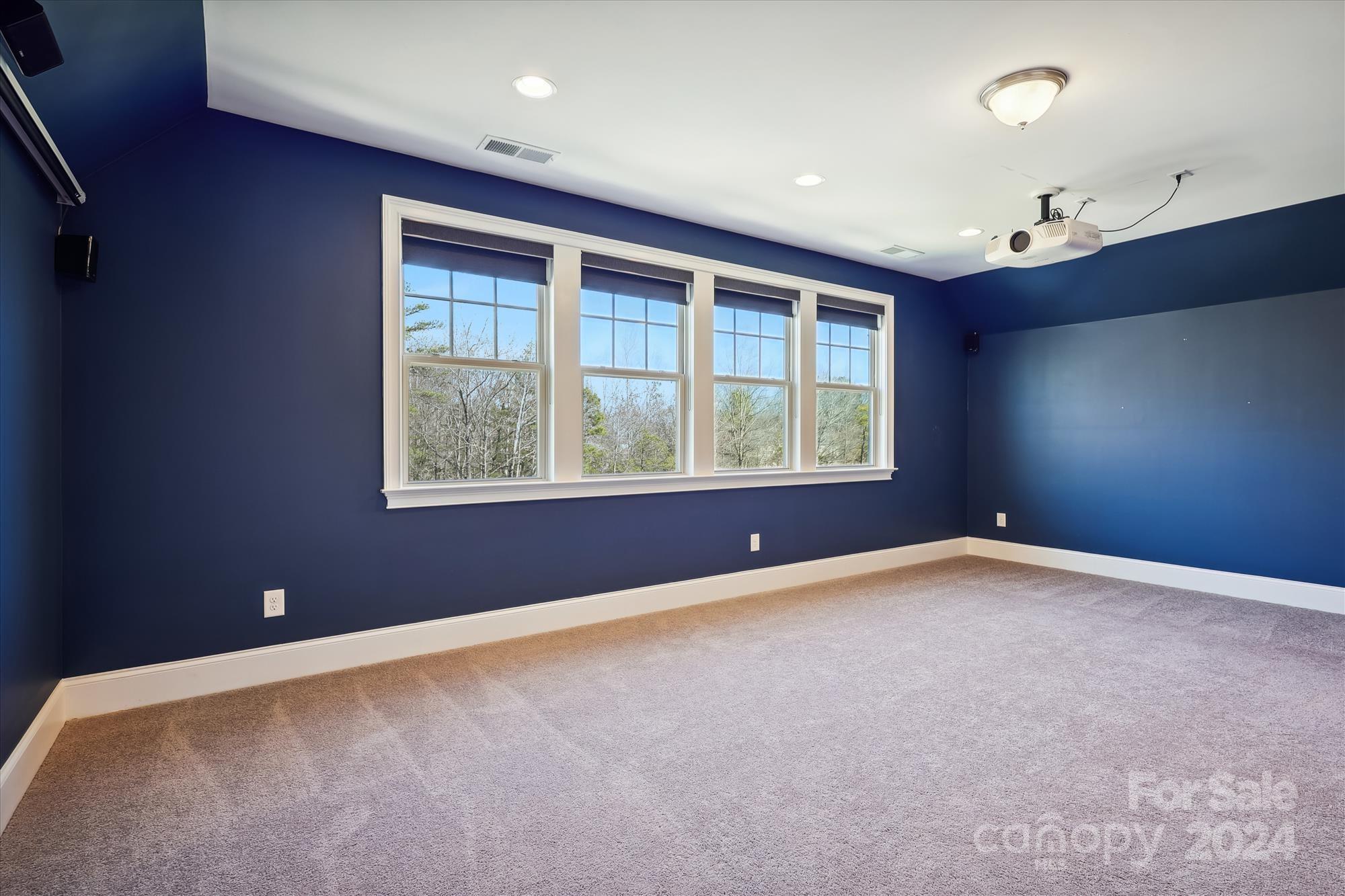 Ladera - Residential