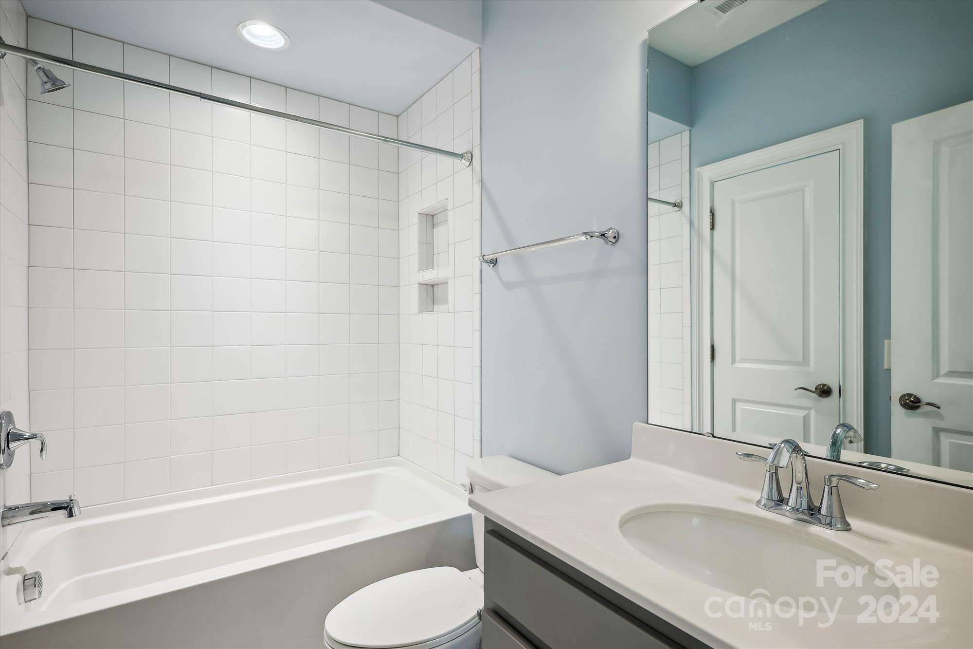 Ladera - Residential