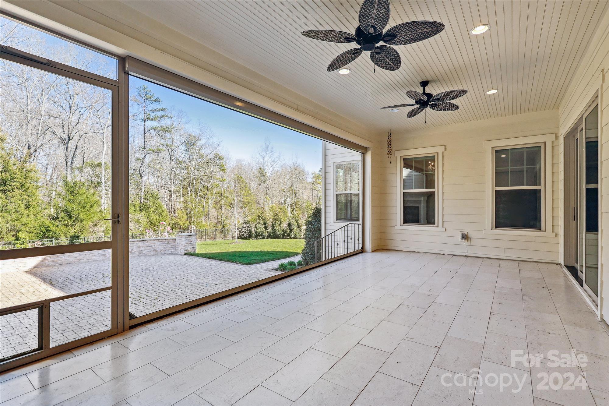 Ladera - Residential