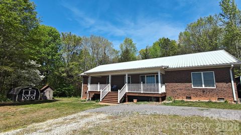 Photo of 192 Kluenie Road, Mocksville, NC 27028 (MLS # 4358034)
