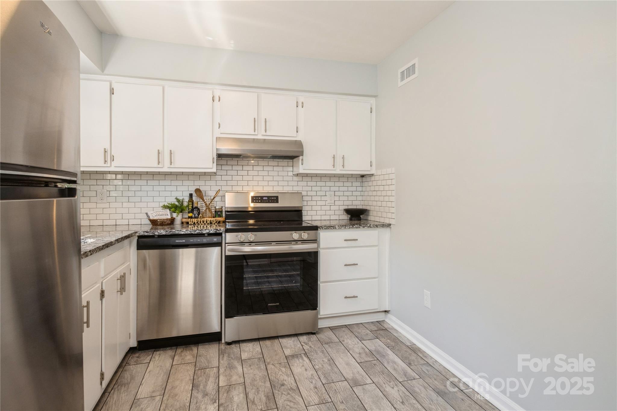 Carriage House - Residential