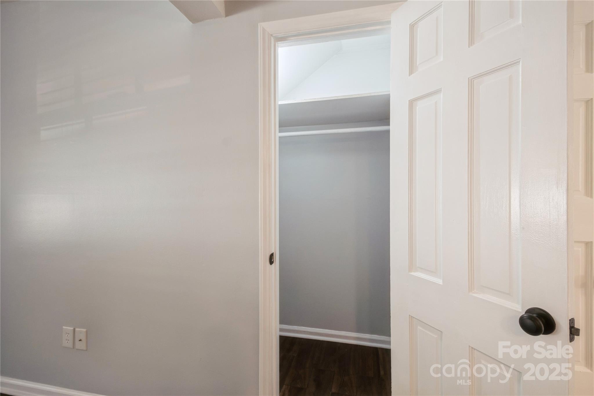 Carriage House - Residential