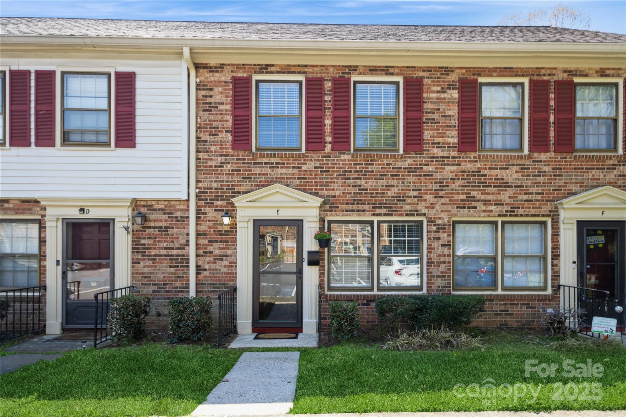 Carriage House - Residential