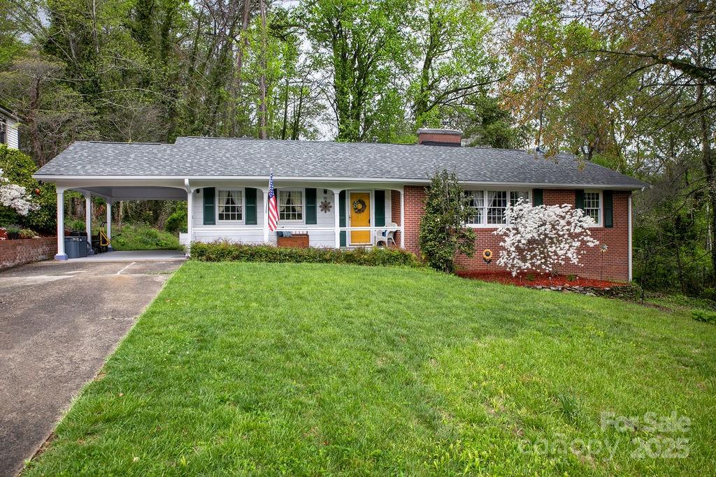 391 Hawthorne Drive
