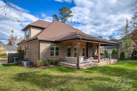 A home in Hickory